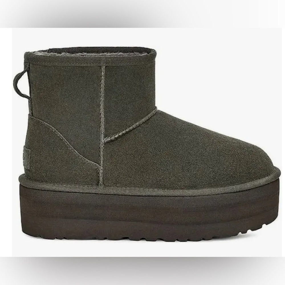 UGG Classic Ultra Mini Platform Boot